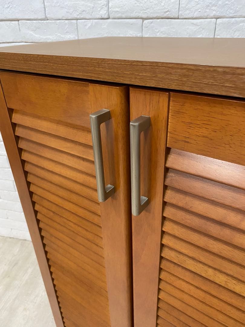 【東京都内23区配送無料】シューズボックス　玄関　ルーバー　下駄箱　18足収納