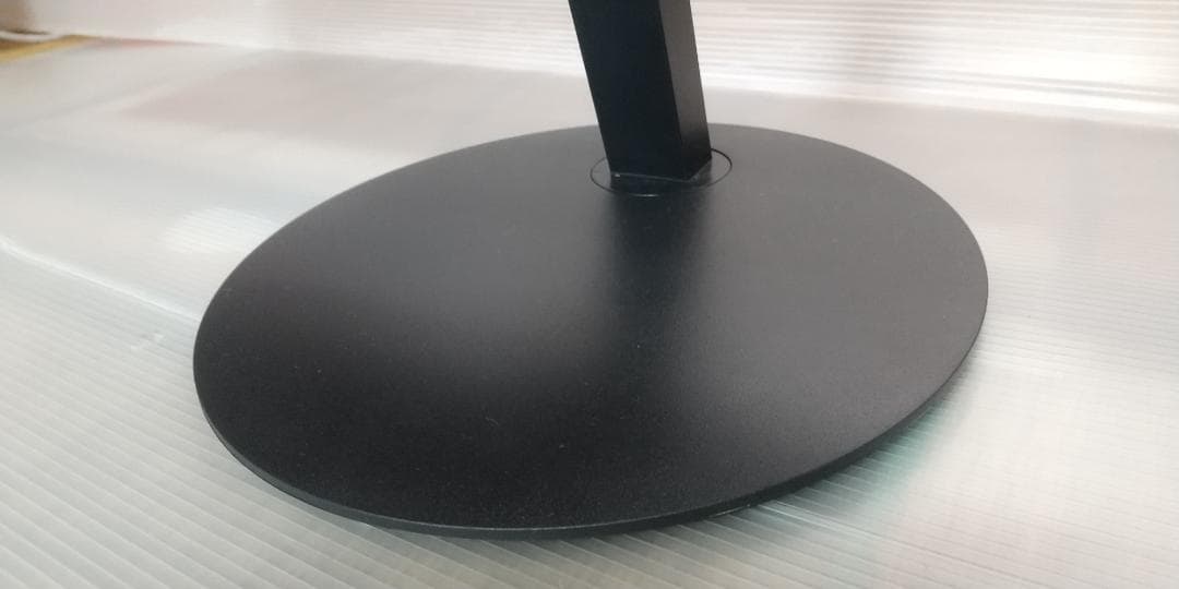 WQHD(2560x1440)　モニター本体　２７インチ