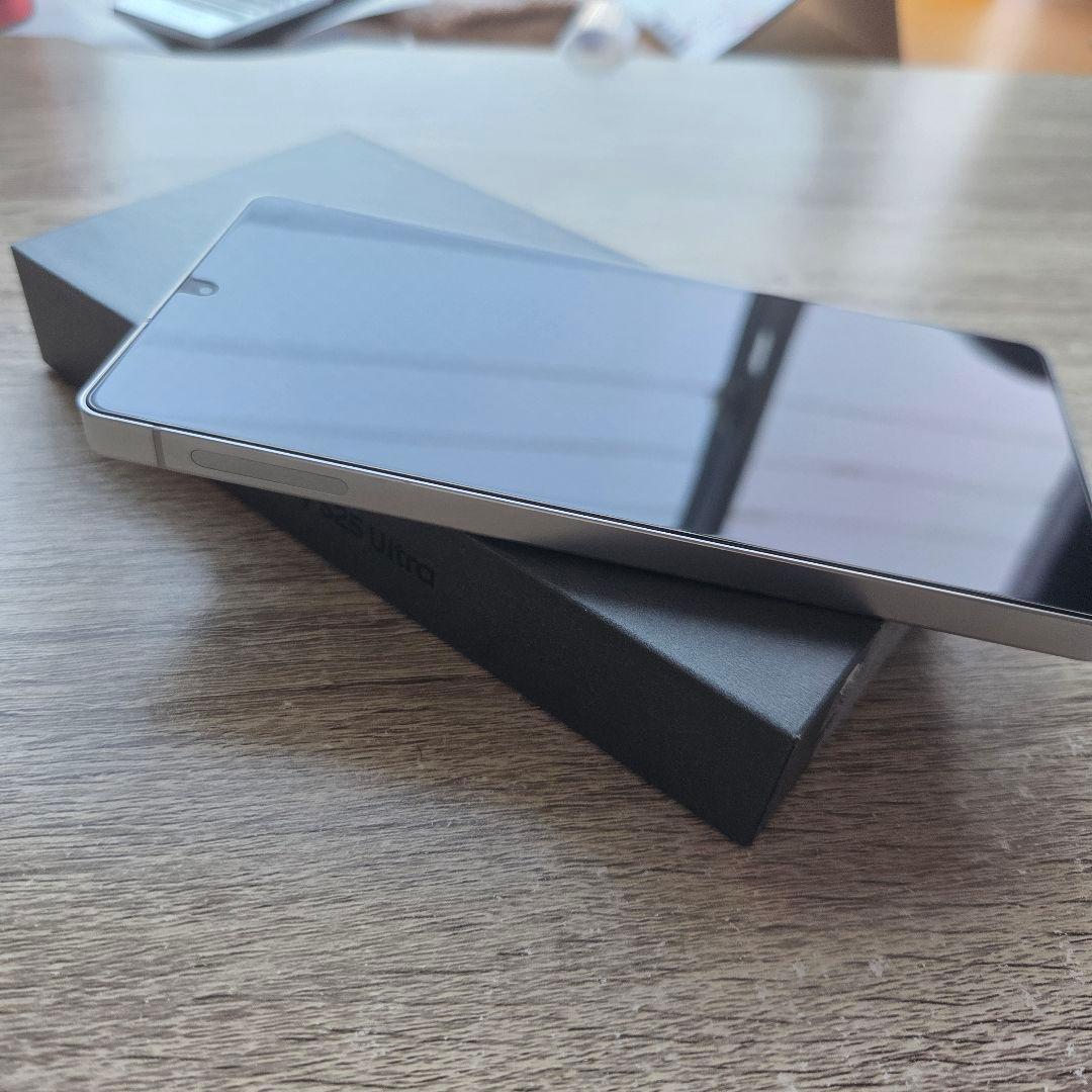 Galaxy S25 ultra 256gb 国内版 新品同様