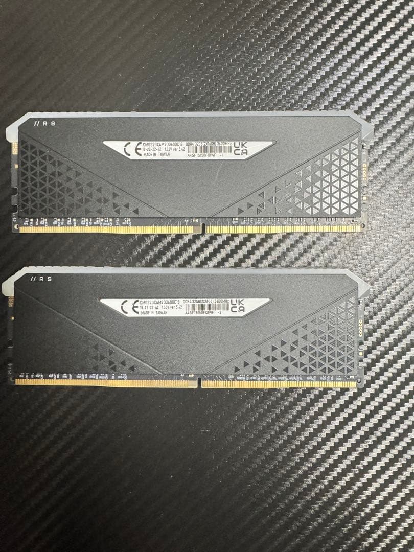 Vengeance DDR4 メモリー 16GB×2枚セット