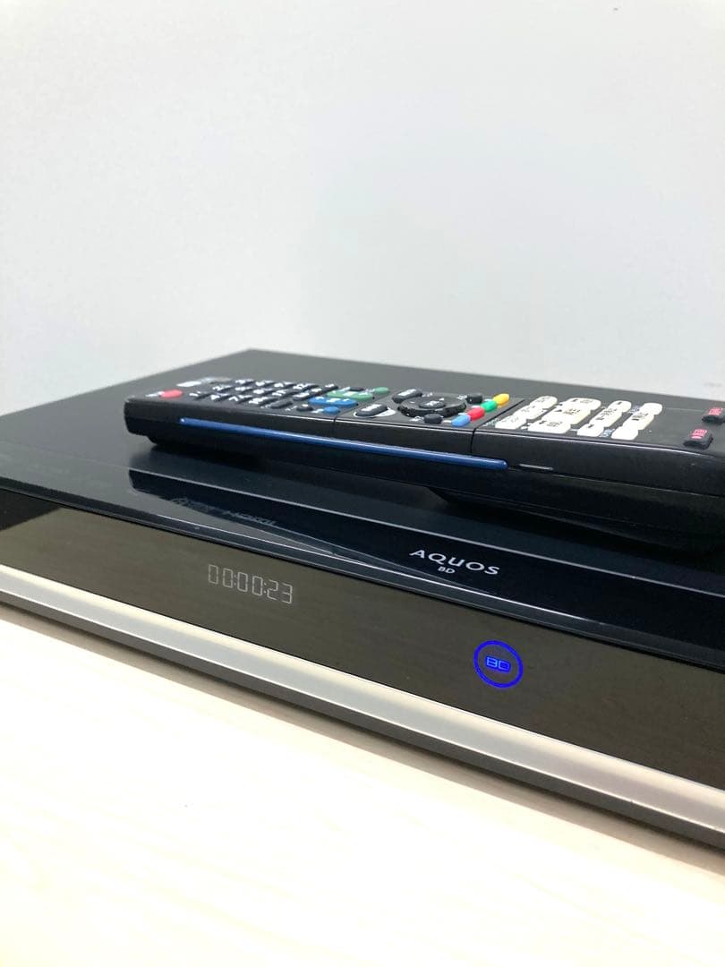 めっちゃ綺麗　1TB シャープ　AQUOS ブルーレイ　BD-1700