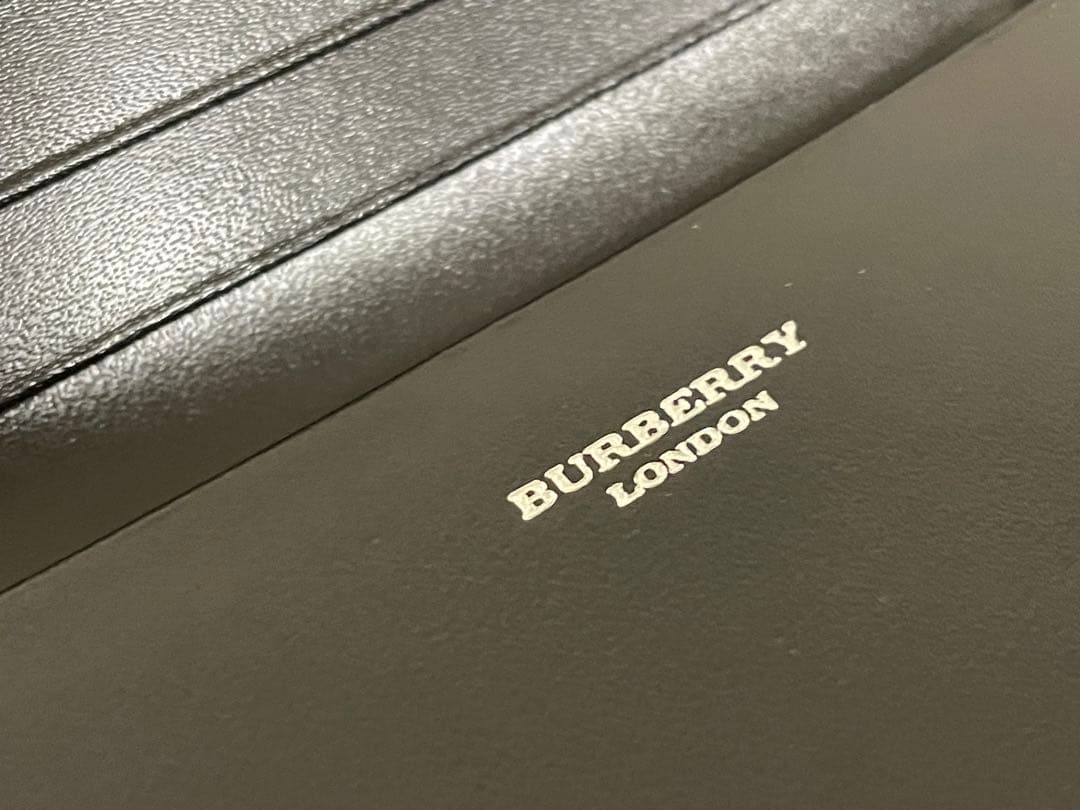 バーバリー Burberry 新品未使用 名刺ケース カードケース