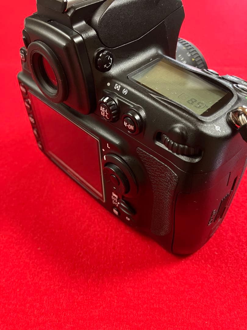衝撃の大幅値下げ！　新品同様　Ｄ700 Ｓ数9450回 単集点50m 1.8G付