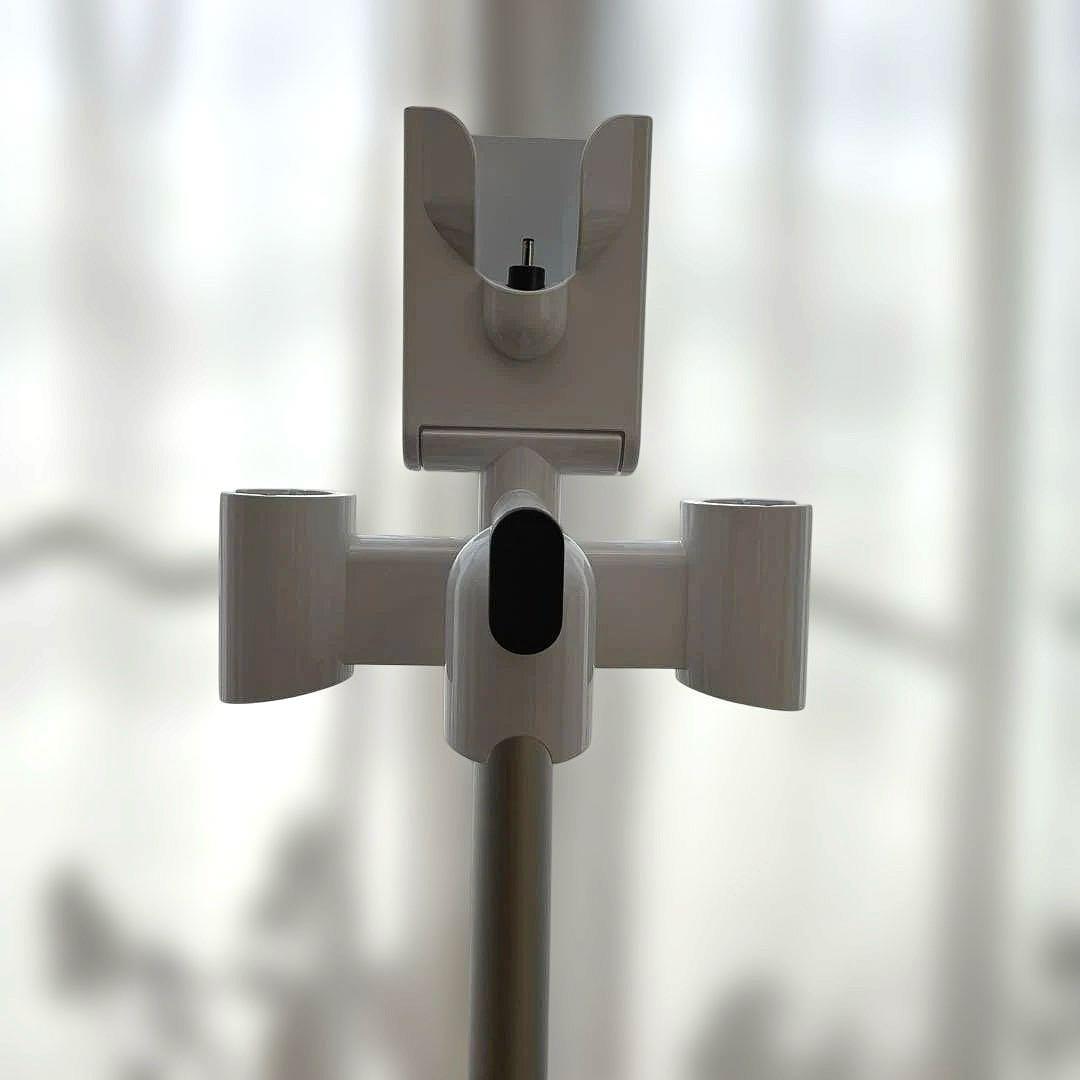 Dyson ダイソンsv18 純正ドック　アタッチメント多数