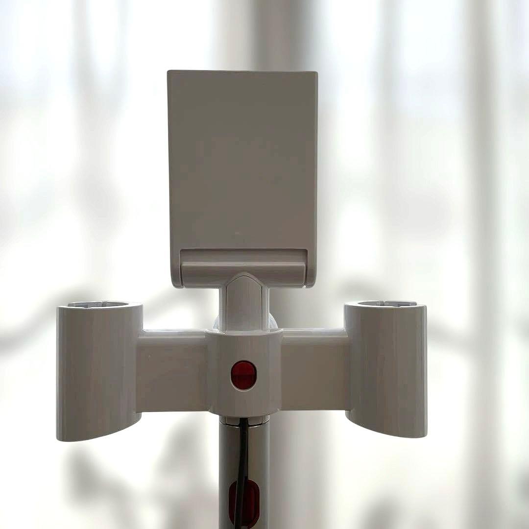 Dyson ダイソンsv18 純正ドック　アタッチメント多数