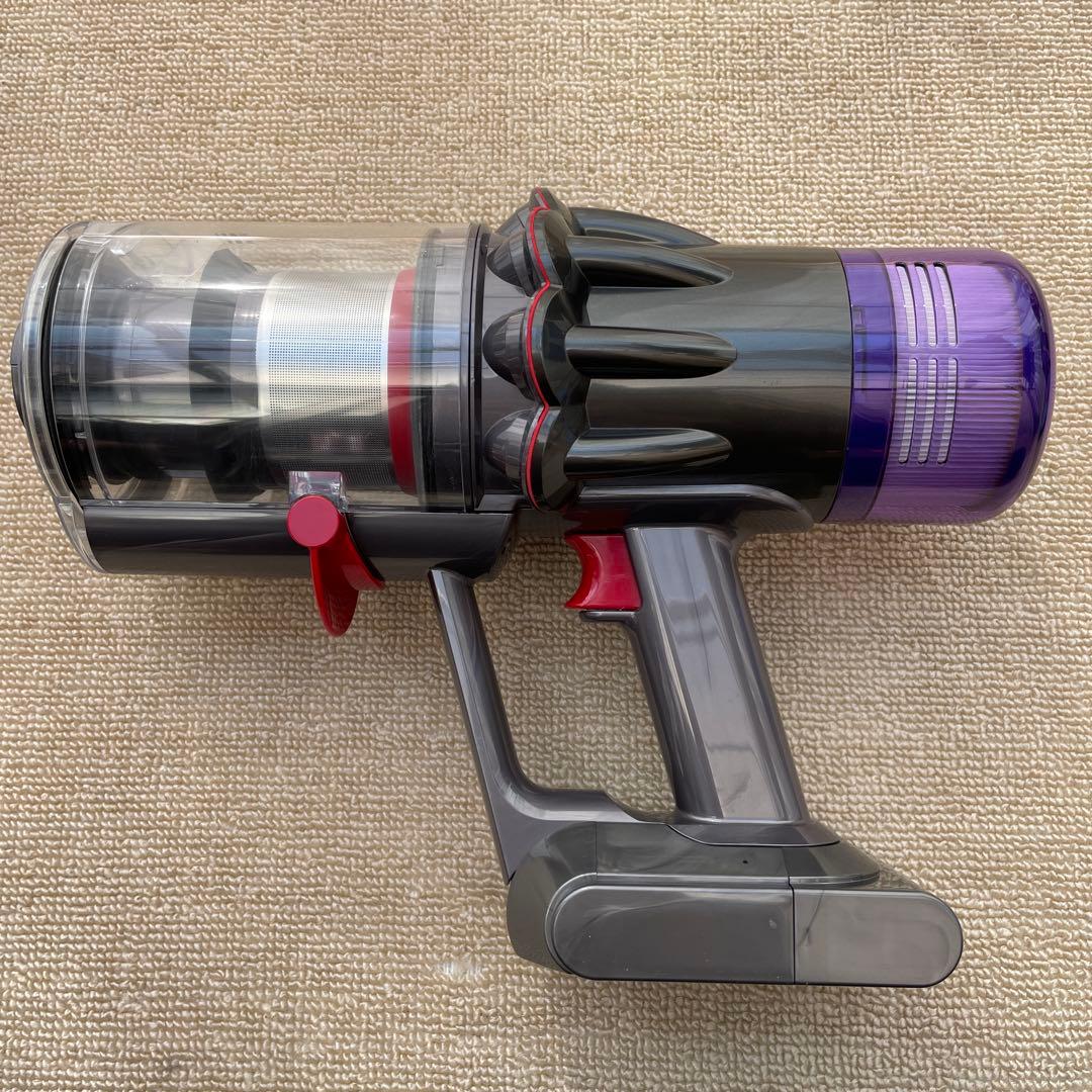 Dyson ダイソンsv18 純正ドック　アタッチメント多数