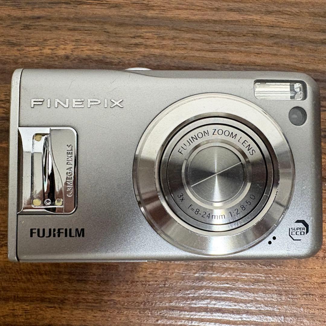 【作例有】FUJIFILM FinePix F31fd コンデジ CCD 動作品