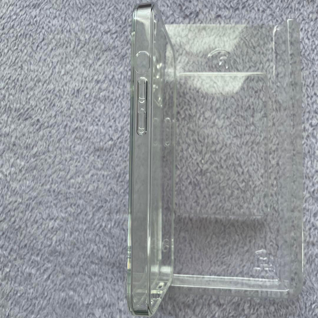 推しのシールも入れられる✨ iPhone 13 ケース クリア ケース