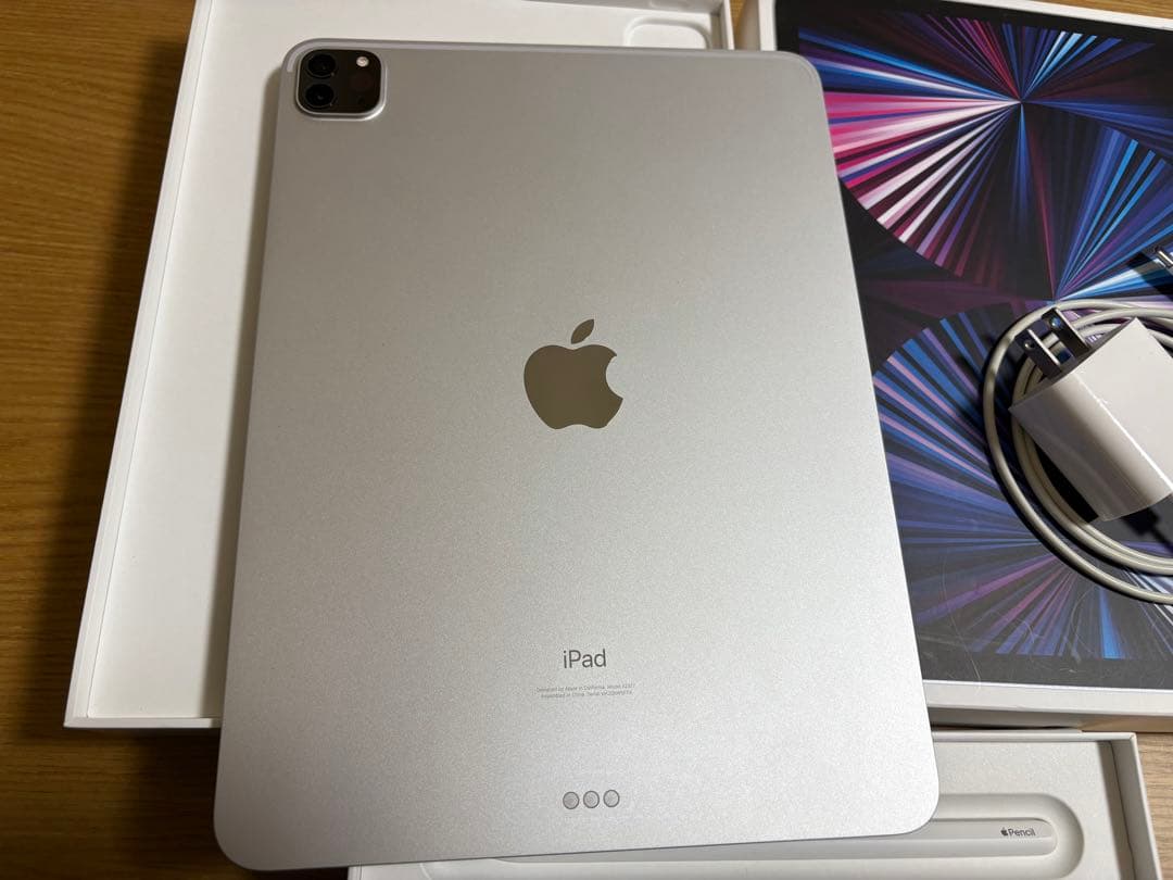 E*e様 【美品】iPadPro11インチ 第3世代 512GB+ApplePe