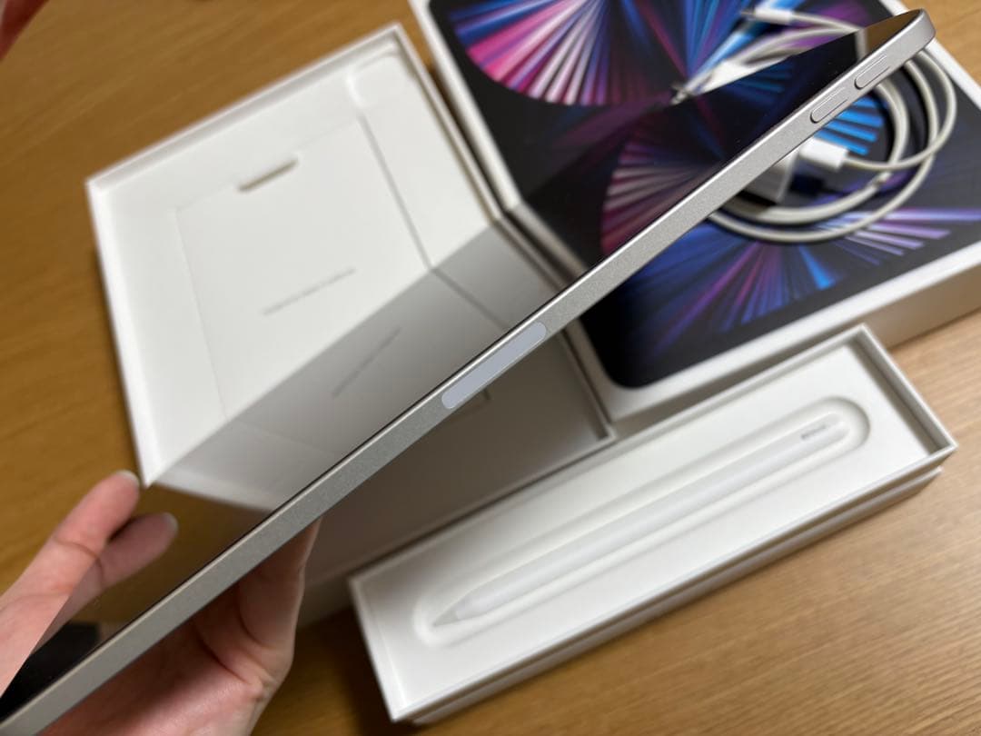 E*e様 【美品】iPadPro11インチ 第3世代 512GB+ApplePe