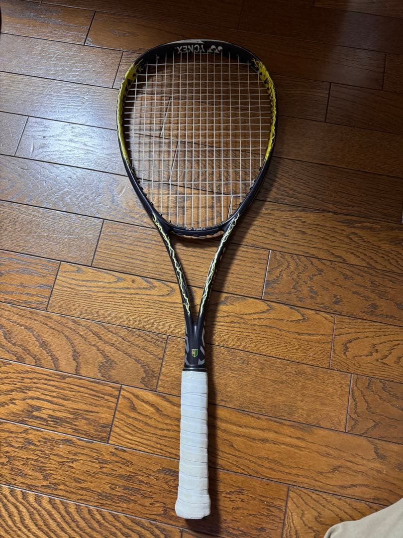 ヨネックスソフトテニスラケット　ボルトレイジ7V
