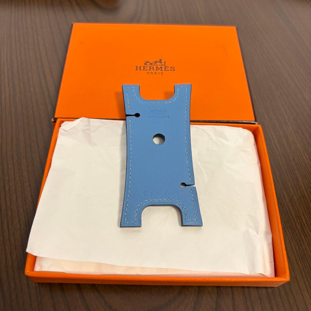 エルメス　イヤホンホルダー　水色　ブルー