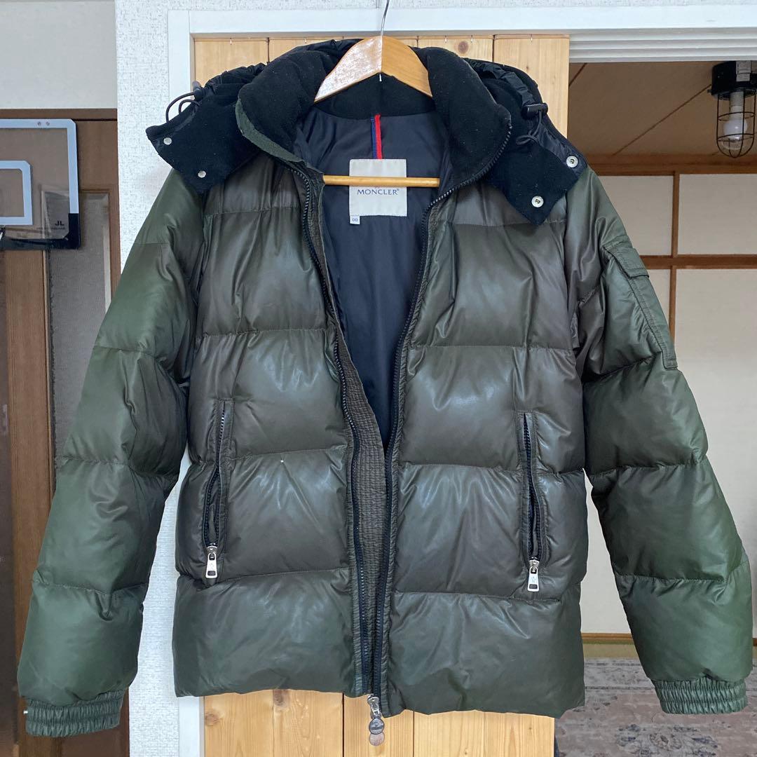 MONCLER オリーブグリーン ダウンジャケット 00