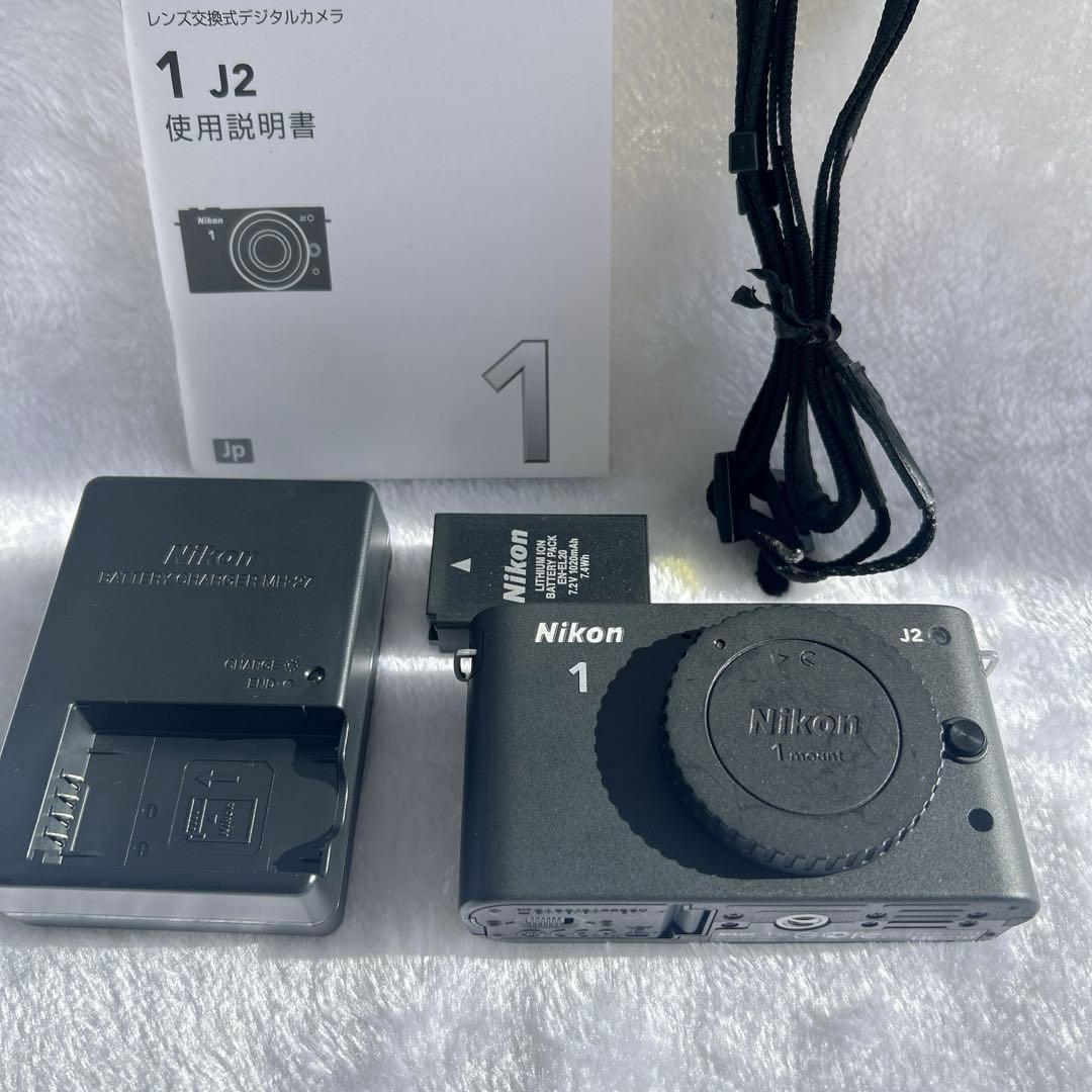 Nikon 1 J2 ブラック　本体　ミラーレス　軽量