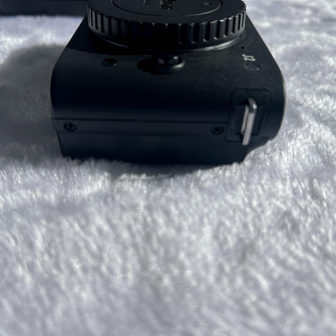 Nikon 1 J2 ブラック　本体　ミラーレス　軽量