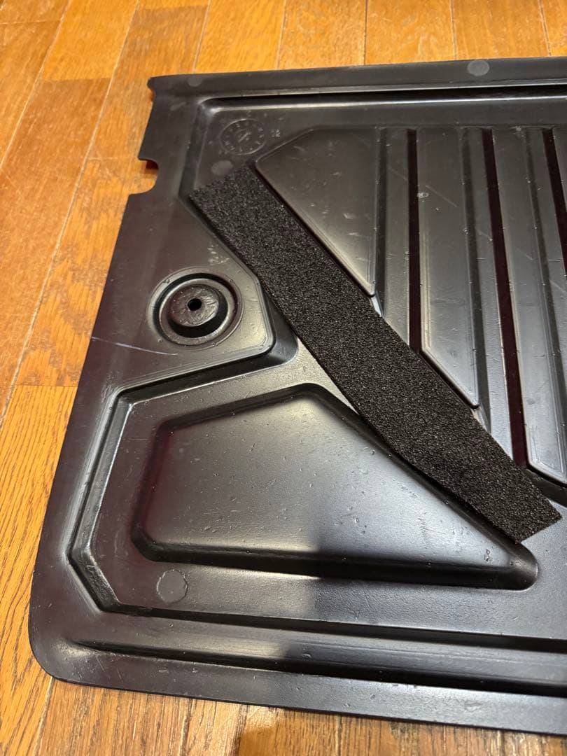 【純正】ハイラックス ベッドライナー テールゲート部 ＋　上部プロテクター