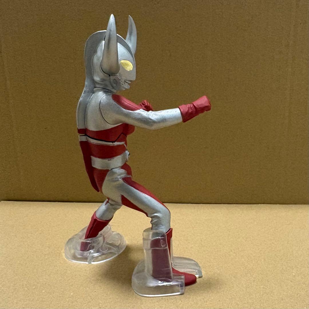 アルティメットルミナス　 ウルトラの父 フィギュア