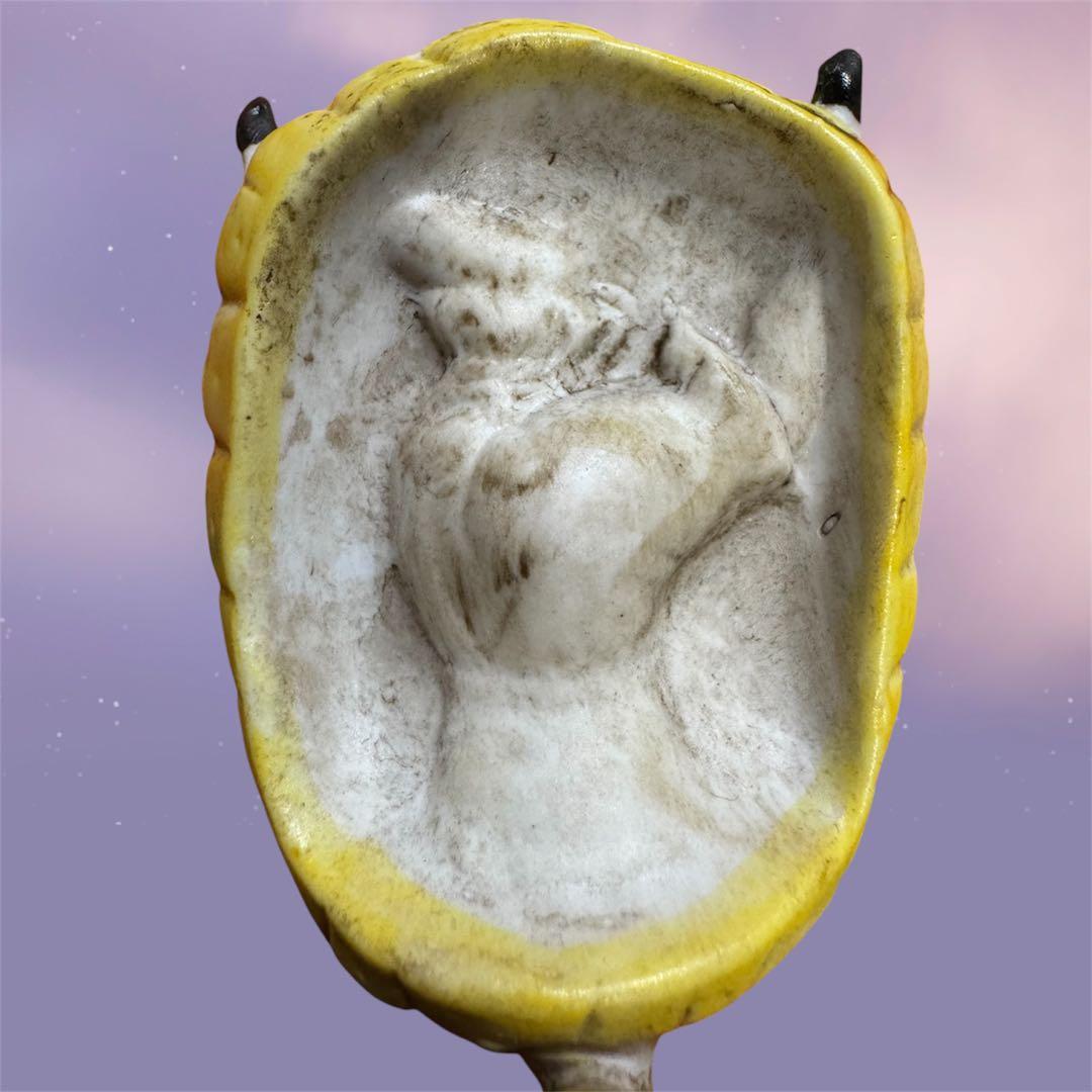 フランス雑貨 アンティーク風海亀女 小物入れ1800年代モチーフ 貴重希少