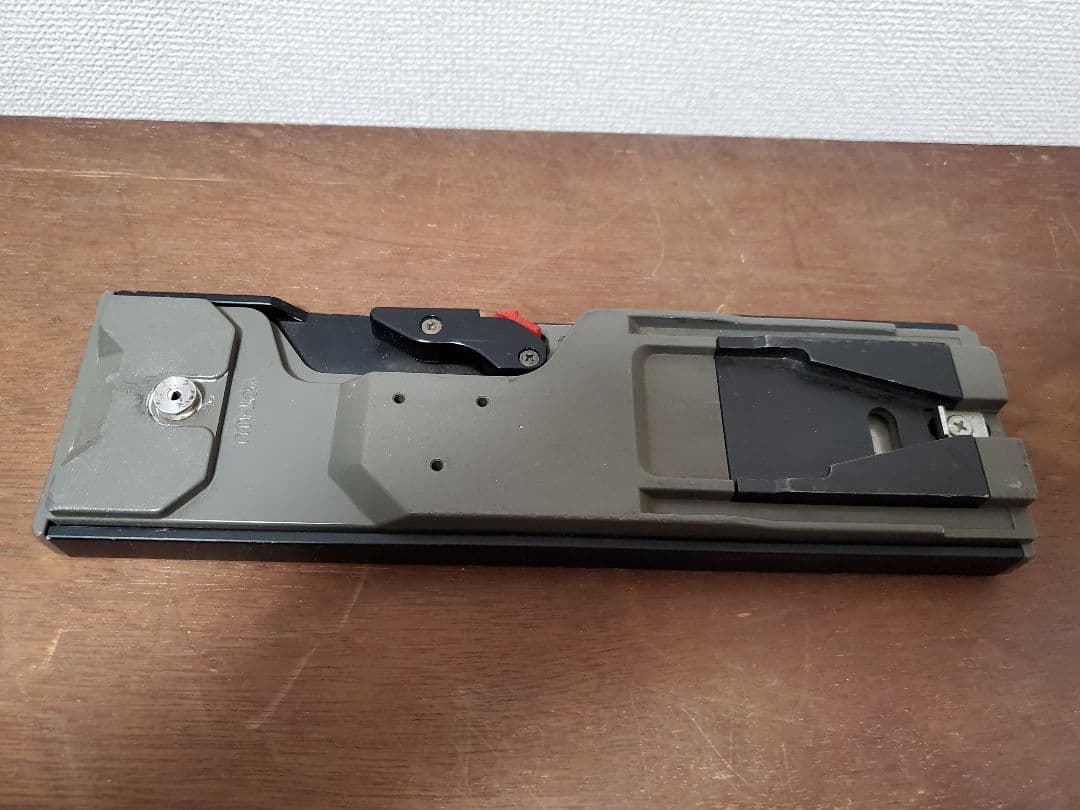 SONY DXC-D50+CA-D50+レンズ　ケース・フネ付