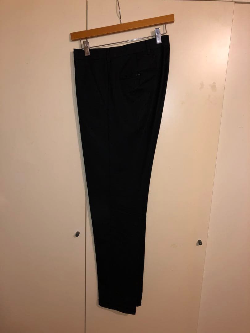 PRADA 黒 スラックス