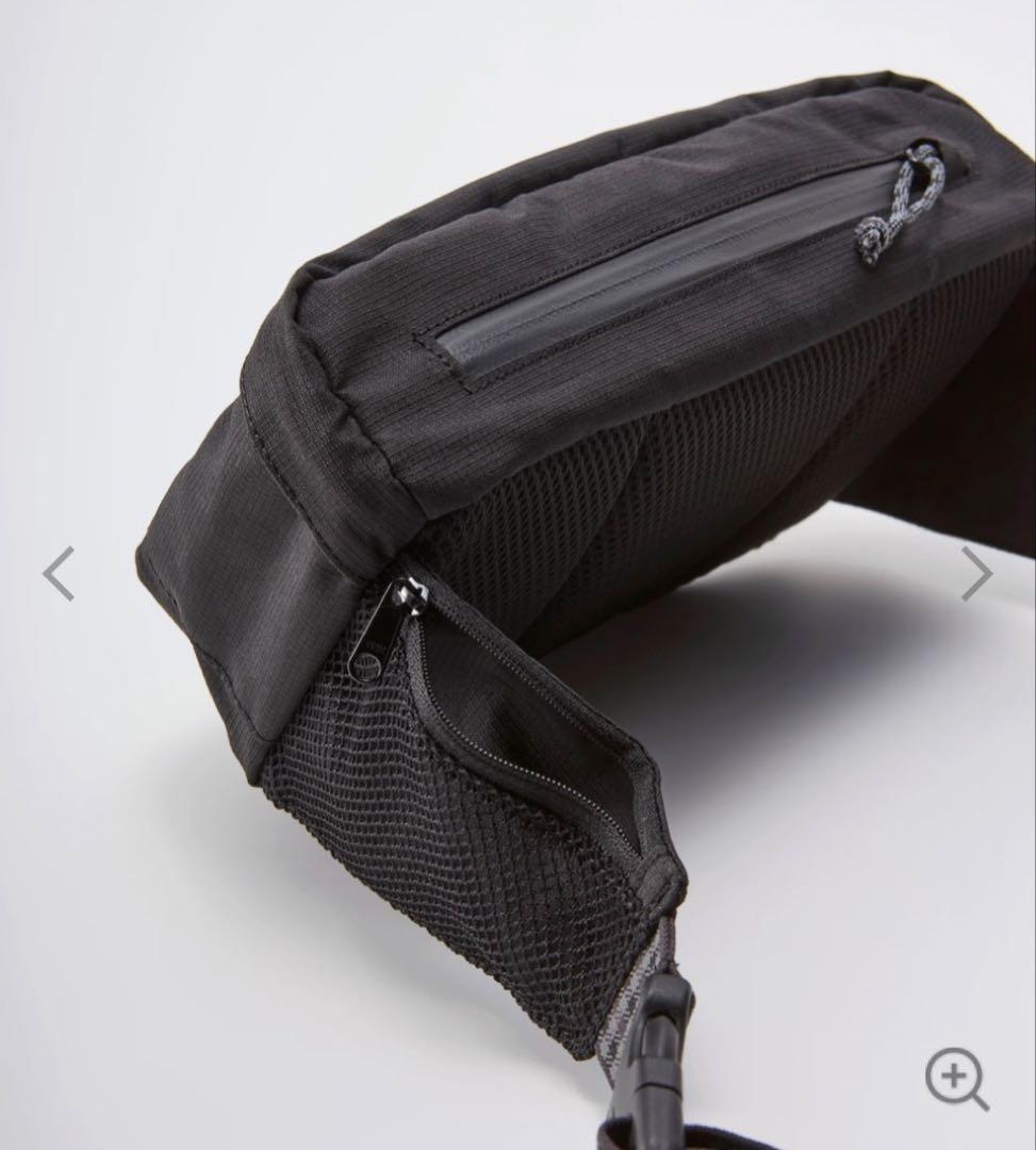 M*i様 完売品！ニューエラ ファミリアボディバッグ〈NEW ERA× fami