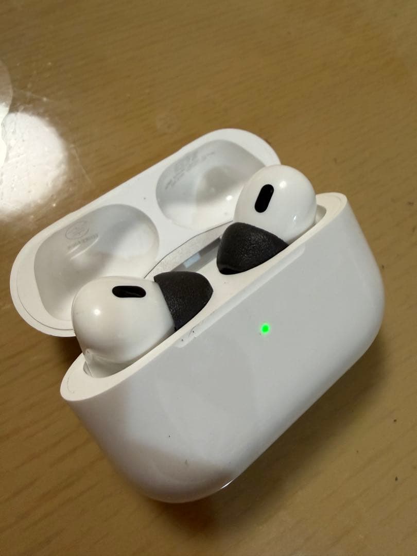 AirPods pro 3 上位イヤピース交換済み アラミドケース付き