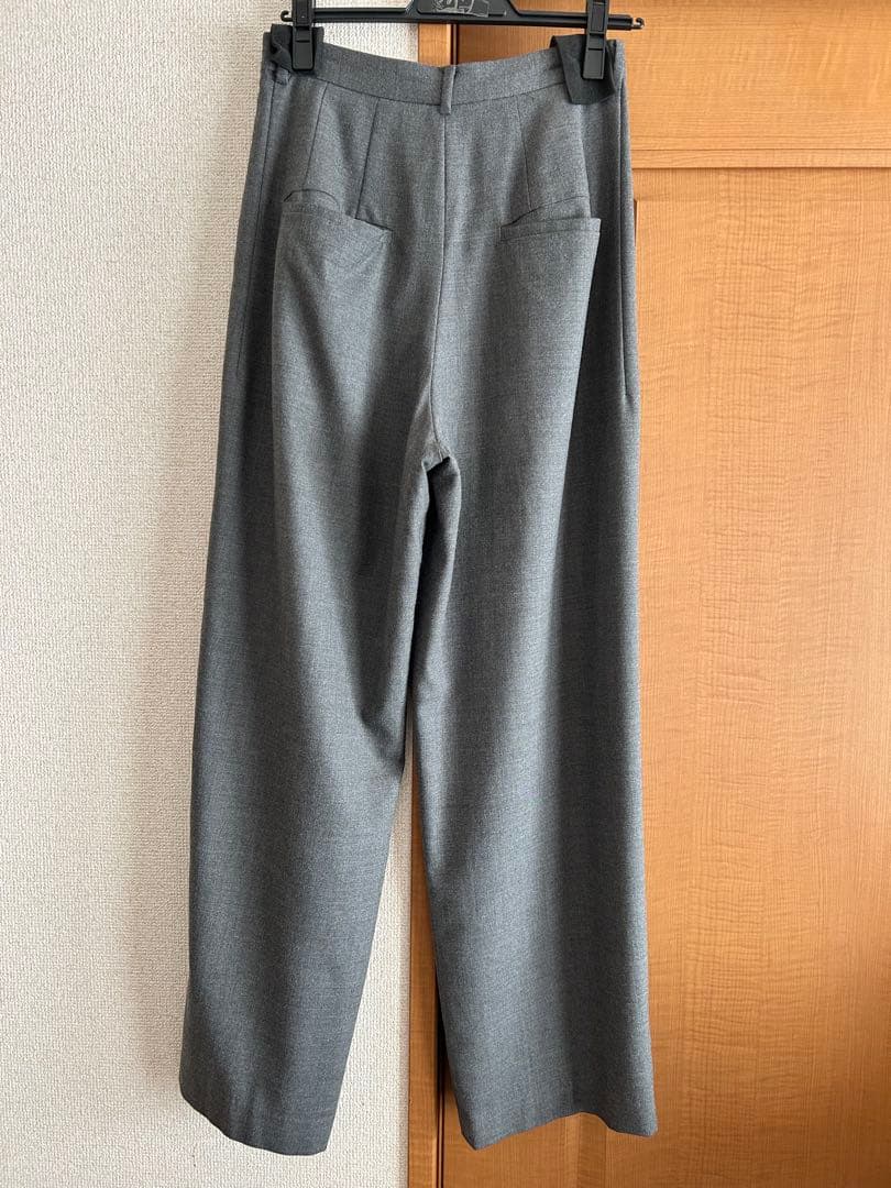 激レア　CLANE WOOL BASIC TUCK PANTS サイズ2