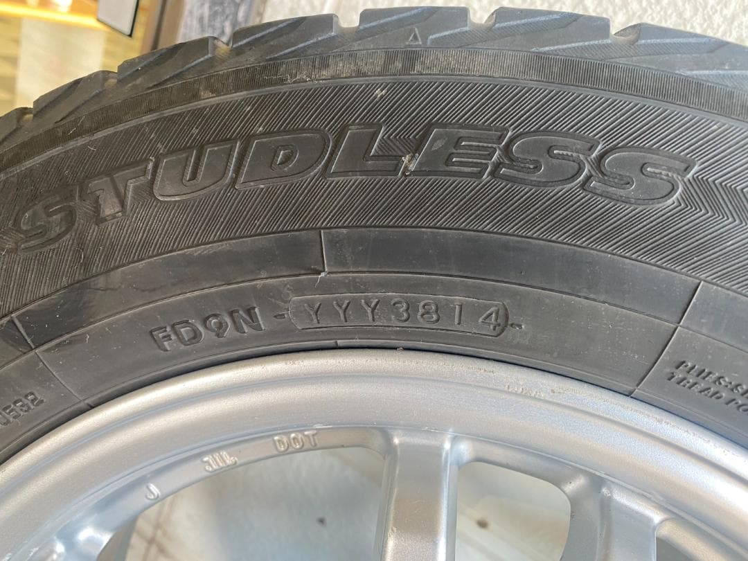 30プリウス純正 15インチ＆195/65R15 ice GUARDスタッドレス
