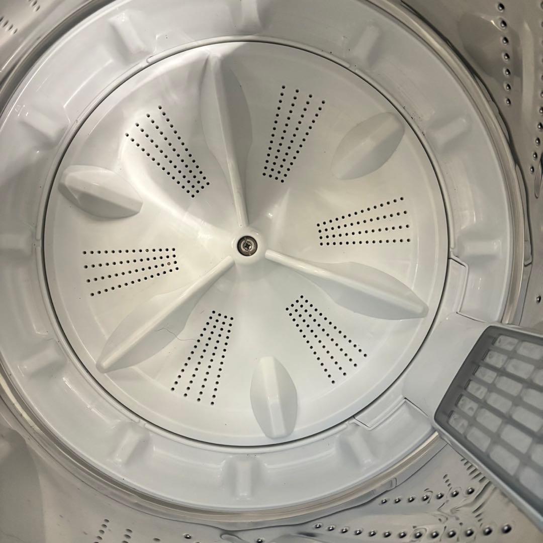 564パナソニック　洗濯機　6kg 小型　一人暮らし　1〜3人用　ホワイトカラー