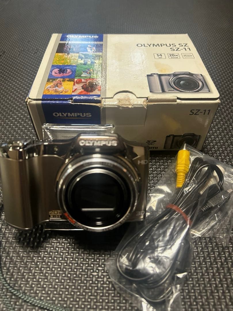 OLYMPUS SZ-11 箱付動作品　コンパクトデジタルカメラ
