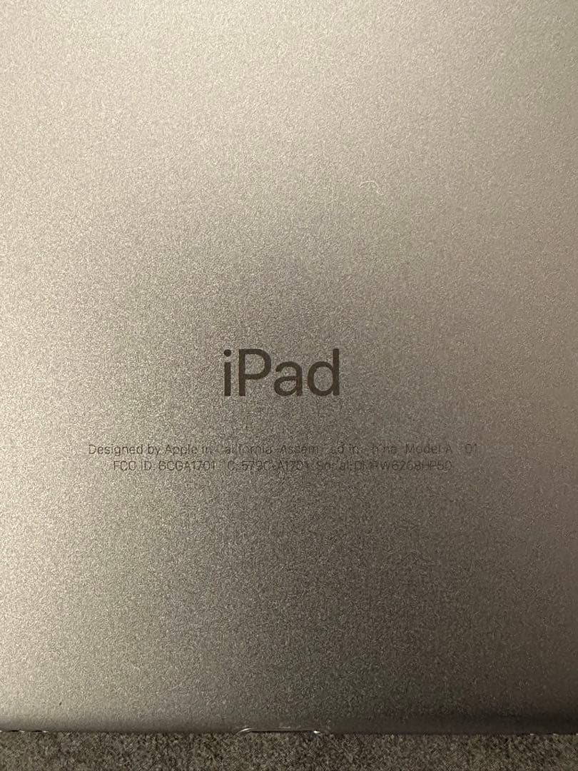 iPad Pro (10.5 インチ) Wi-Fi 256GB MPDY2J/A