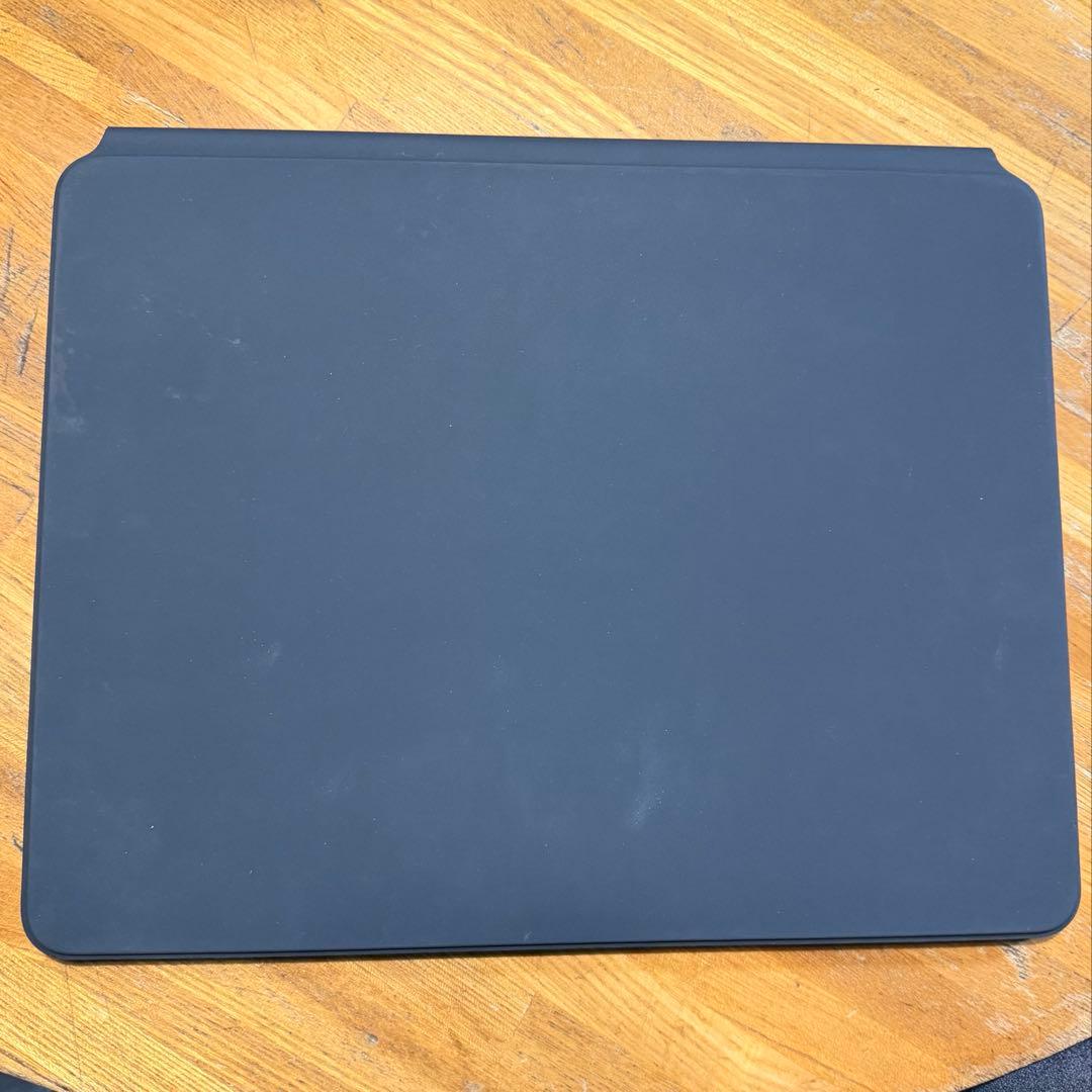 と*も様 13インチiPad Air（M2）用Magic Keyboard