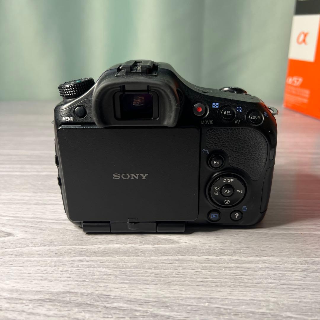 SONY α57 ※バッテリー欠品