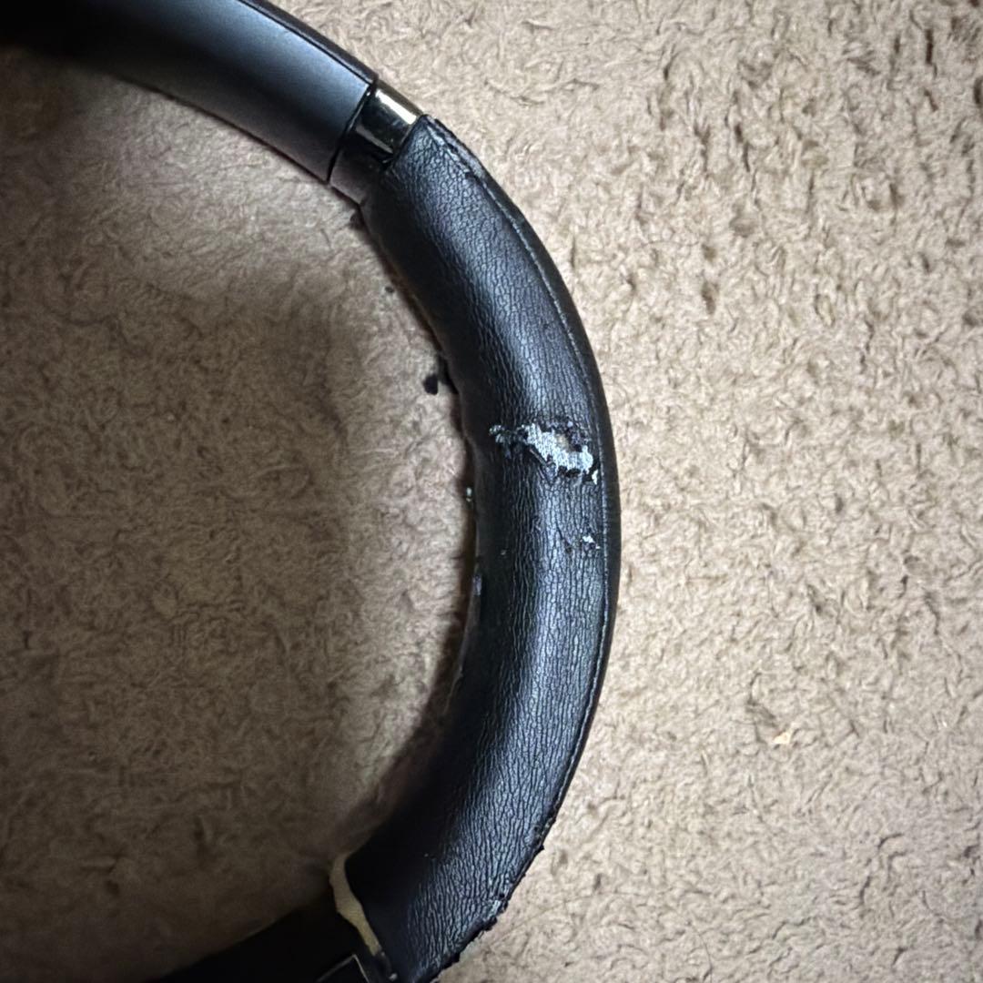 JBL TOUR ONE M2 使用感あり