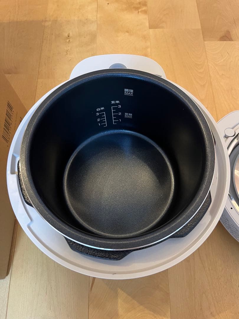 siroca 電気圧力鍋 SP-2DP251