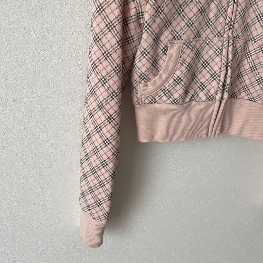 バーバリーブルーレーベルピンク チェック柄パーカー