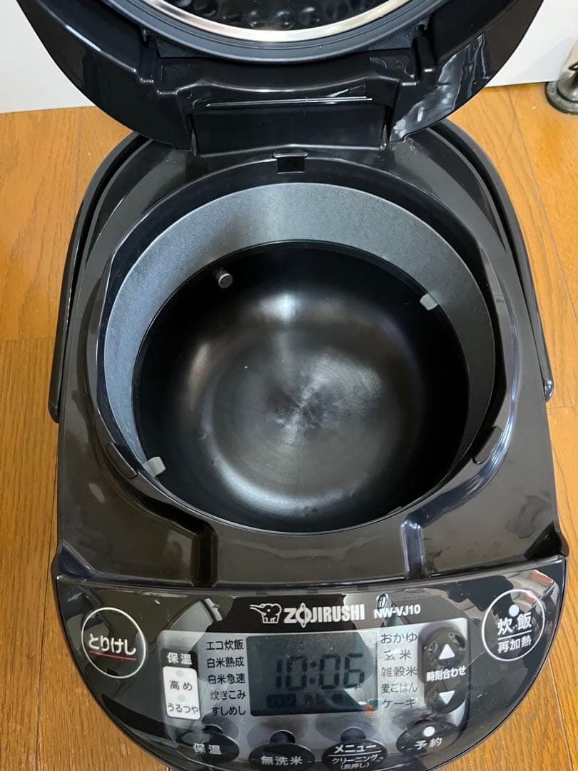 象印 IH炊飯器 NW-VJ10 ブラック　2024年製