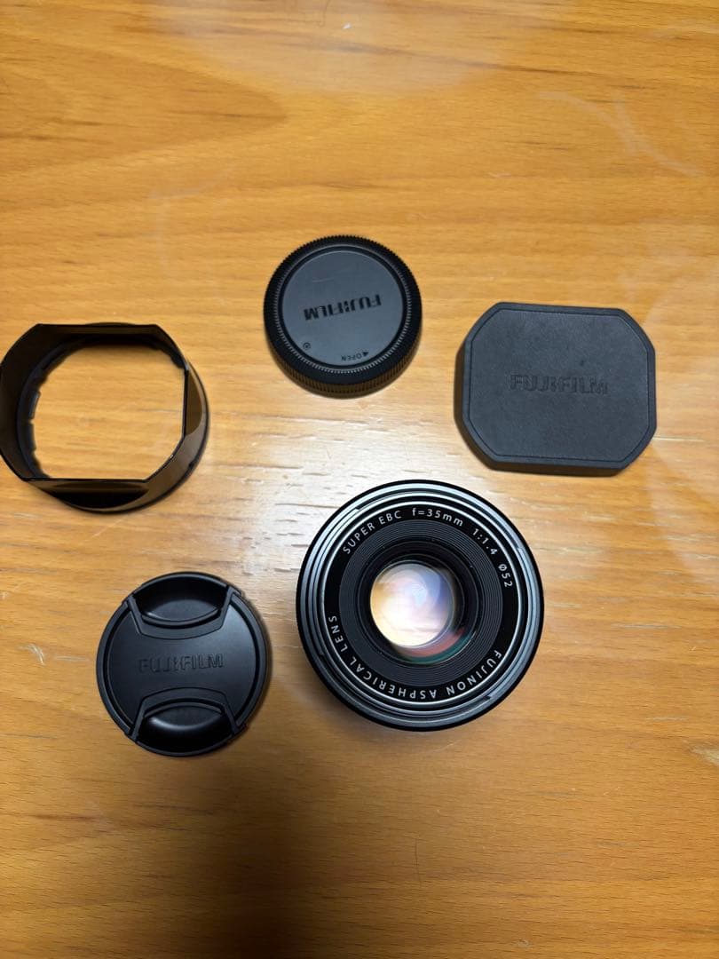 Fujifilm 35mm f/1.4 単焦点レンズ