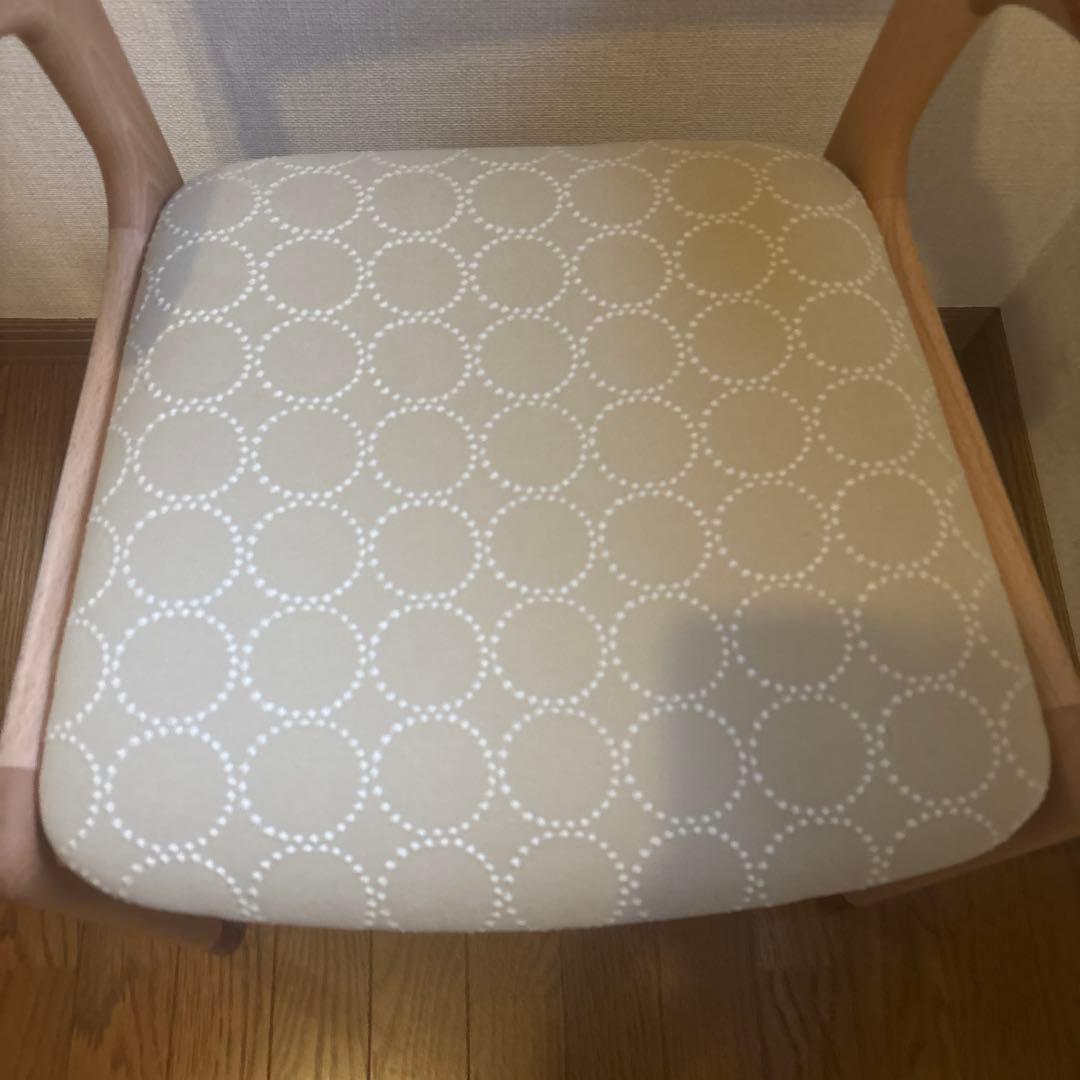 ミナペルホネン生地　enstol国産無垢材 ダイニングチェア　ベージュ