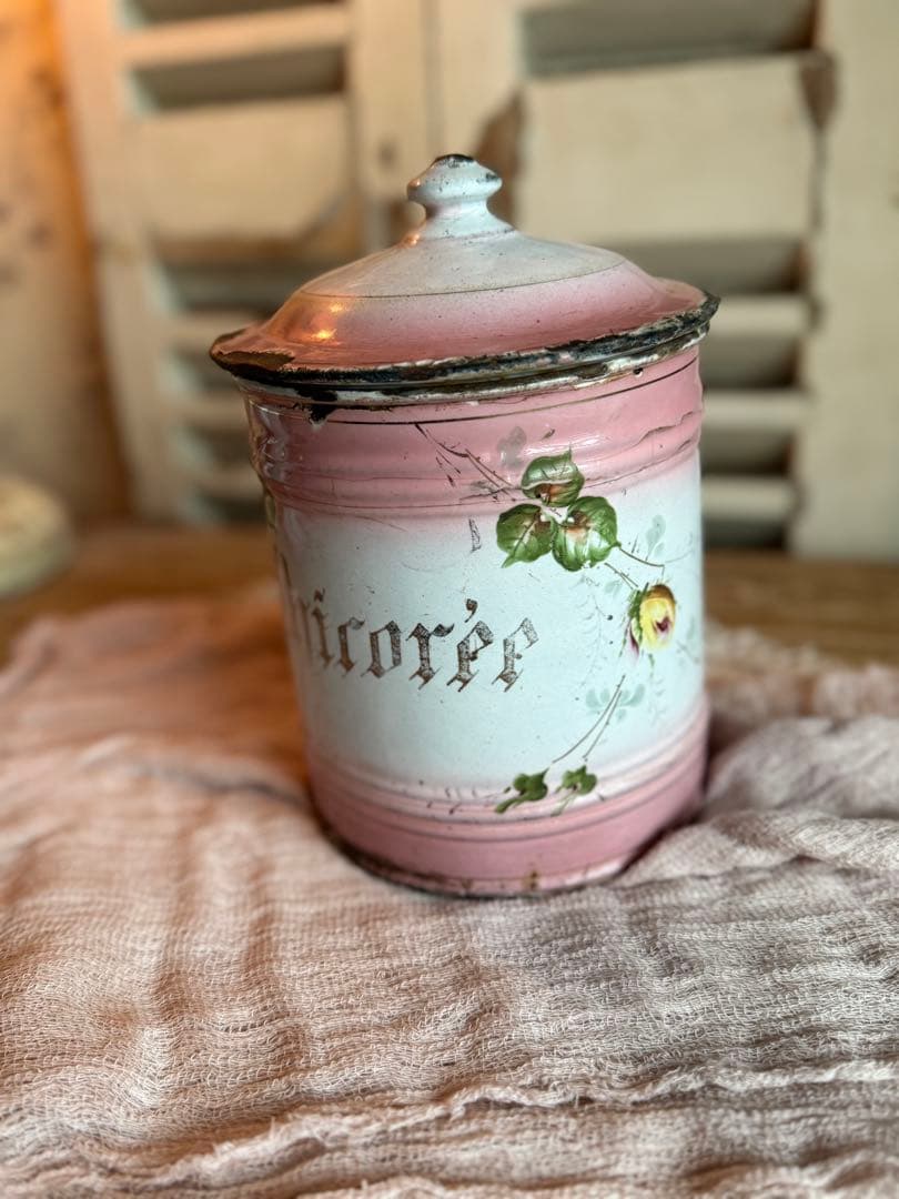 フランスアンティークホーロー激レアピンクの薔薇模様 Chicoréeキャニスター