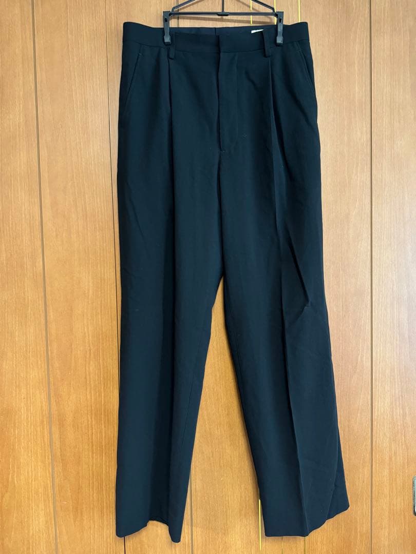 AURALEE スラックス