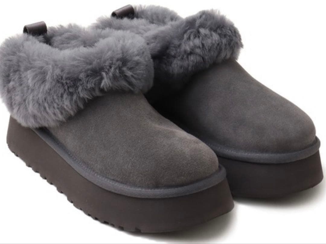 ♡新品・未使用♡ UGG Tazzelle タゼル　サイズ7 ダークグレー❤︎