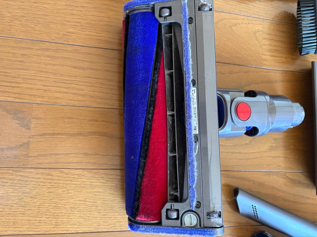 ダイソン　掃除機　ジャンク品　充電器付き