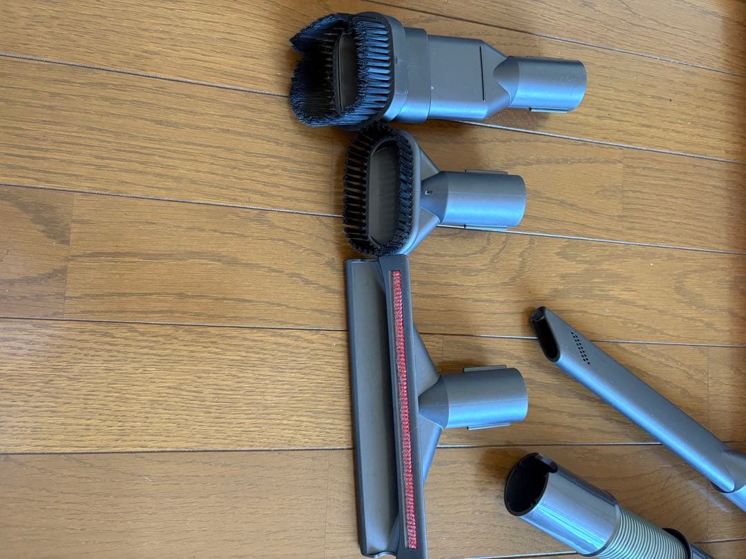 ダイソン　掃除機　ジャンク品　充電器付き