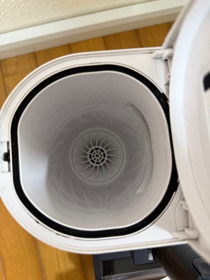 【訳あり】シャーク SharkECO POWER IQ LC301JBK 掃除機