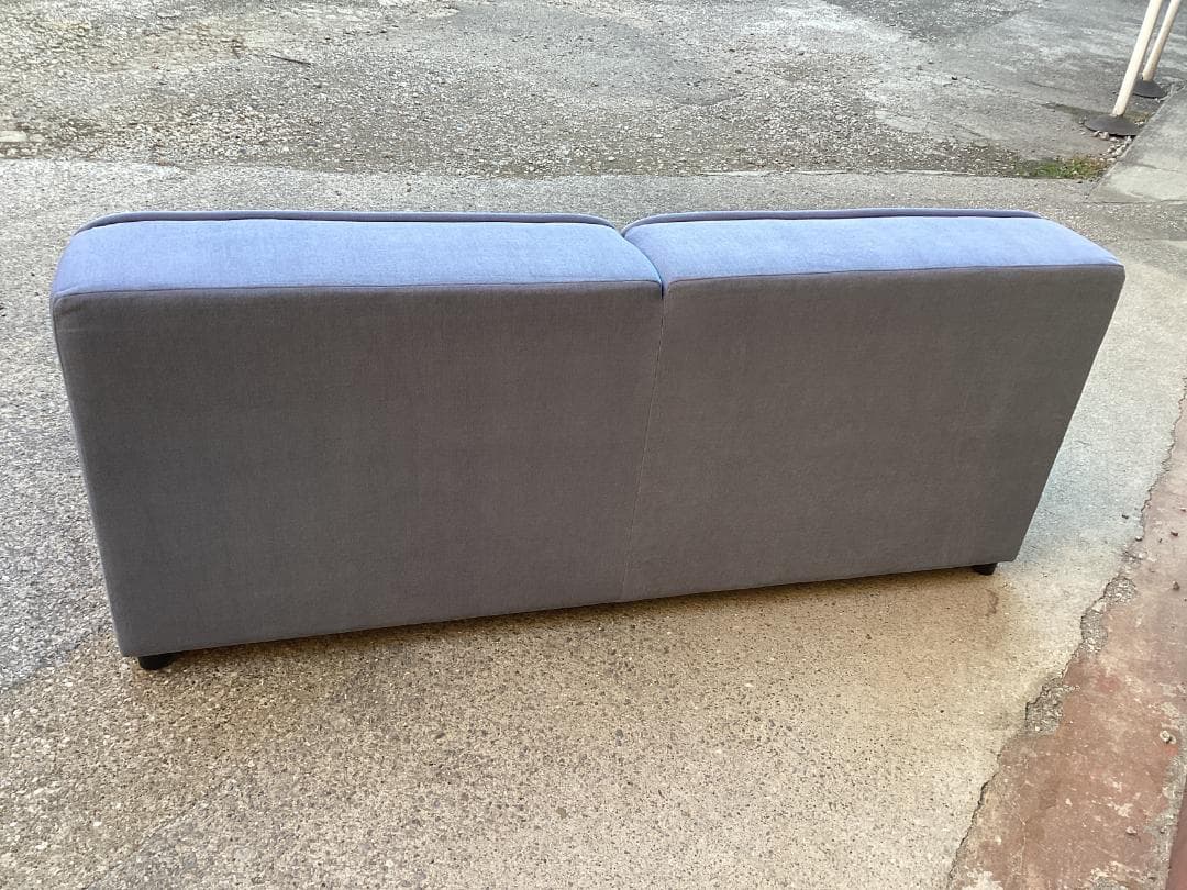 ラスト１脚　ボーコンセプト　２人掛けソファ　ブルー系　Grosso