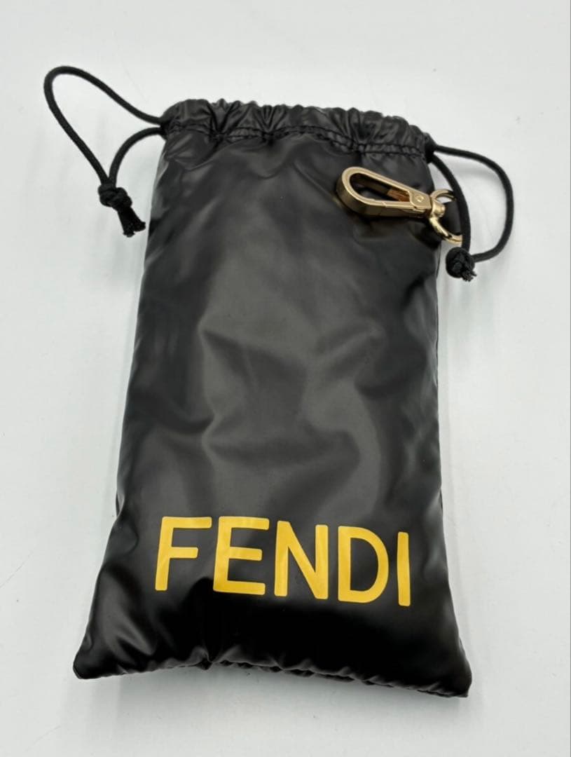 【美品現行品】FENDI サングラス 袋付き フェンディ メガネ アクセサリー