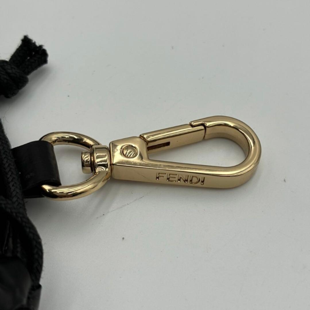 【美品現行品】FENDI サングラス 袋付き フェンディ メガネ アクセサリー