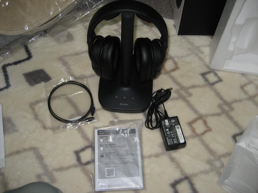 SONY ワイヤレスヘッドホン ソニー　WH-L600　充電スタンド付き