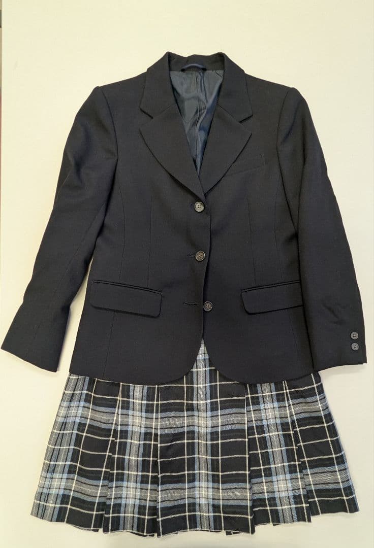 大福様150-160 kumikyoku purete 卒業式　スーツ